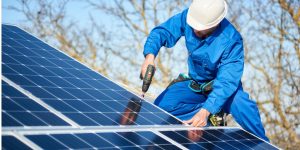 Installation Maintenance Panneaux Solaires Photovoltaïques à Benesville